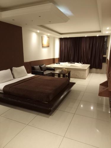 Hotel Bouery in Kfar Yassine