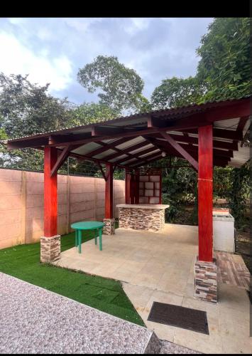 Villa pocorita in Guacimo