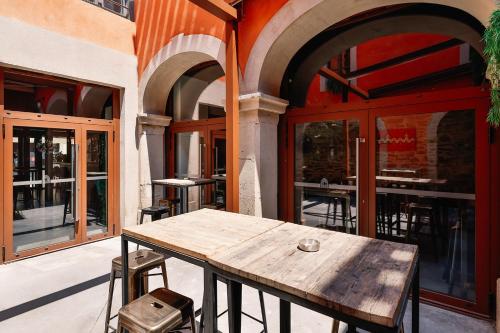 餐廳, Le Couvent - Hostel in 卡爾卡松城中心