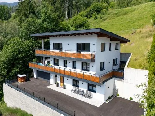 Bergluft in Fügenberg, Österreich