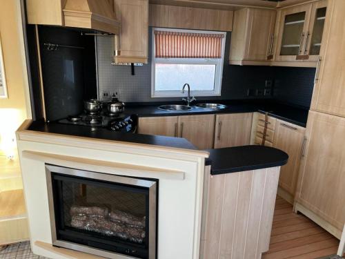 Kitchen, Cabin on the Croft in Edderton