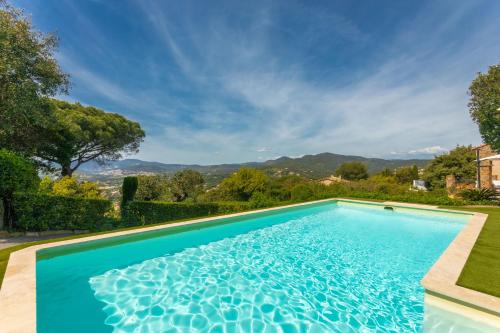 Villa Chiarely