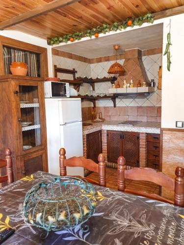 Vivienda Rural La Jirola in Abrucena