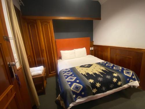 Cavi Rooms 513