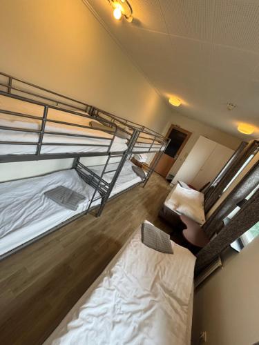 Brålanda Hotell och Vandrarhem Room Type - 6-Bed Mixed Dormitory Room