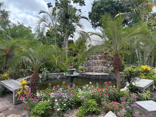Garden, Villa Toscana in Maturin