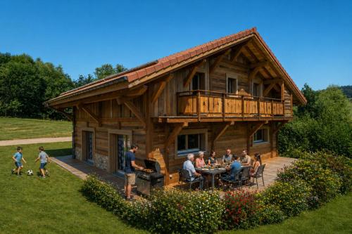 Chalet d'exception 10 personnes avec sauna privatif et piscine naturelle - Le Domaine des Fleurs Gérardmer