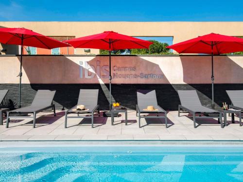 IBIS Cannes Mouans Sartoux Piscine parking gratuit Hotel de charme Le Plan-de-Grasse