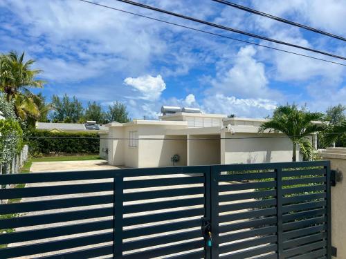 8 Belair - secluded home for large groups in St. Philip