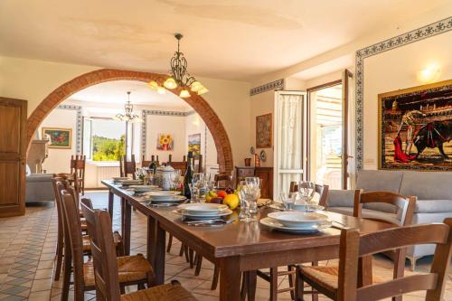 Private Tuscan Villa with Pool near Volterra in Pomarance