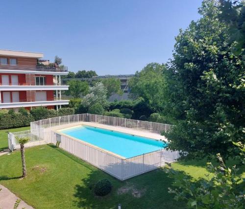 Appartement T2 Piscine Clim Parking Centre Ville