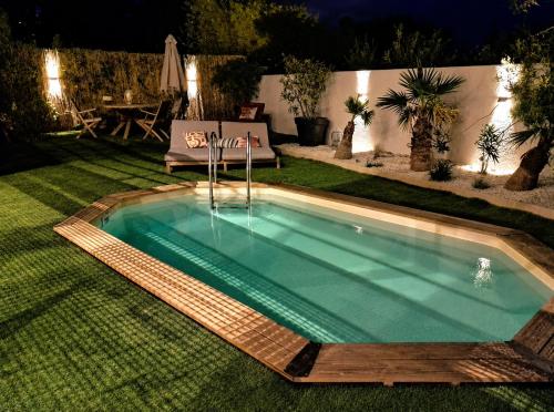Villa lumineuse - Piscine - Clim - Proche Plages