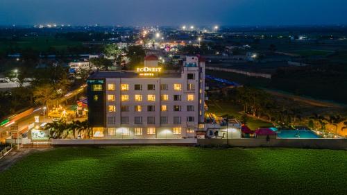 . ECONEST HOTEL