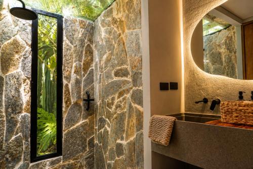 Bad, Cabaña Campestre con jaccuzi y piscina privada en Cerritos (Cabana Campestre con jaccuzi y piscina privada en Cerritos) in Cerritos