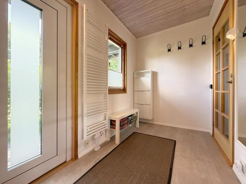 Sissepääs, Landstudio - Schwedenhaus mit Kamin am Feldrand in Tensbüttel-Röst