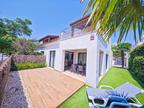 LITORAL COSTA DORADA - PASSEIG DEL MAR Only families