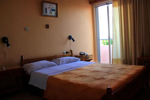 Hotel Galaxias - image 14