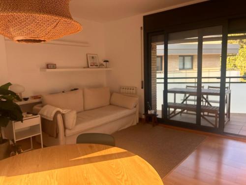 Apartment with Pool and Parking
