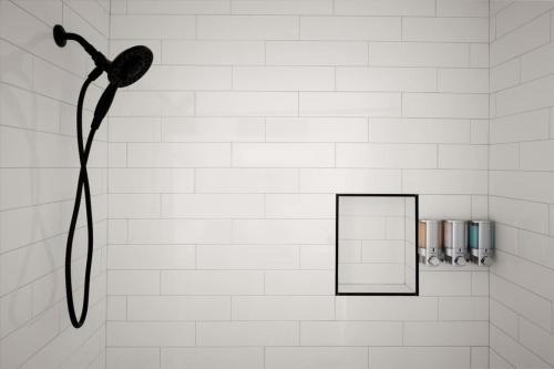 The Modernist - image 2
