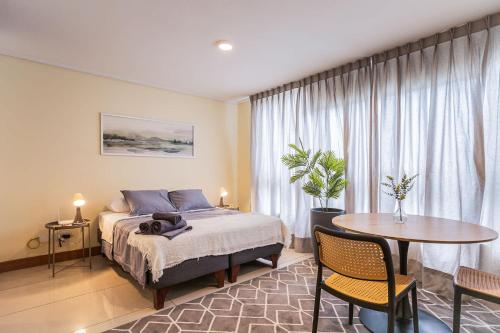 Descubre el Encanto de Las Condes en este Studio