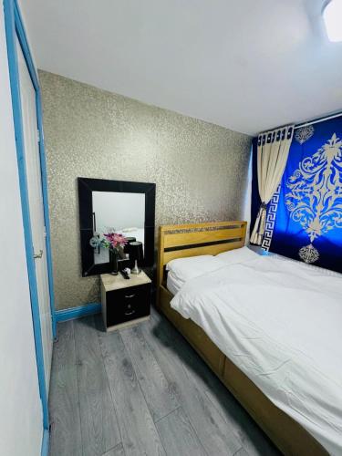 Unique private rooms (1) in Bolton