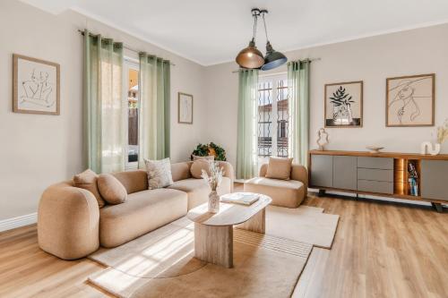 La Grande Terrasse Cannes 4 stars-4BR sleeps 8, 135 sqm apartment