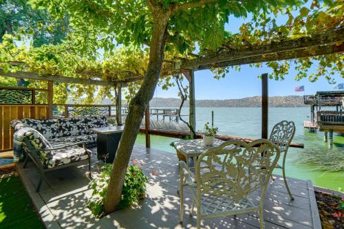 Shared Boat Dock at Clear Lake Couple’s Retreat in Lucerne (CA)