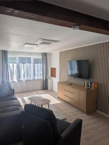 neu renoviert - modernes Ferienhaus in Nordseenähe (neu renoviert - modernes Ferienhaus in Nordseenahe) in Lunden