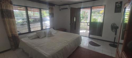 Ali's Homestay in باسيفيك هاربور