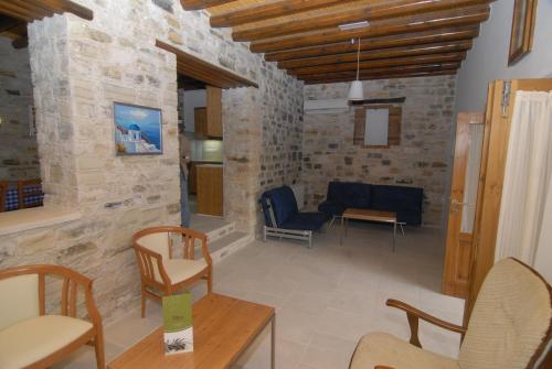 Anesi House - image 10