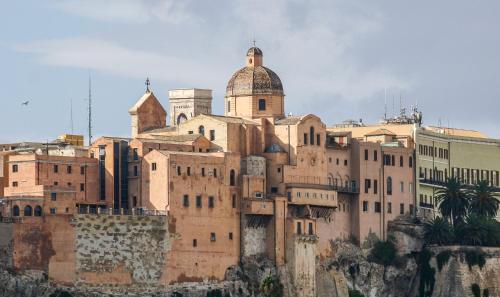 Martini Castello Boutique Rooms - Historic Center & Cathedral