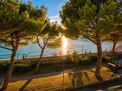 BeachfrontGrado Seaview Apartment Costa Azzurra