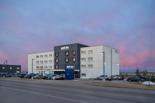 Park Inn by Radisson Edmonton Airport