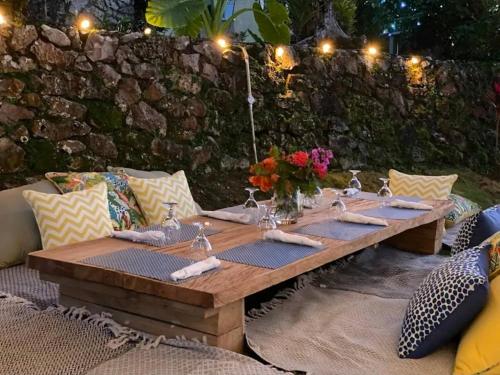 Pvt Villa Estate with Mtn Views Pool in Ocho Rios in St. Mary