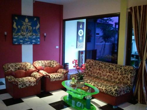 Rerawadi Resort Room Type - Deluxe Apartment