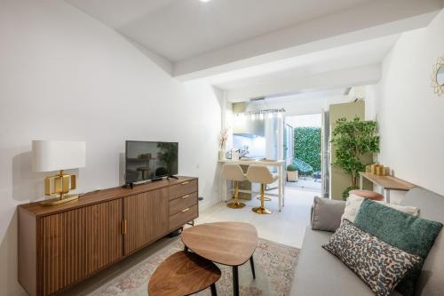 2 bedroom appartement near sea