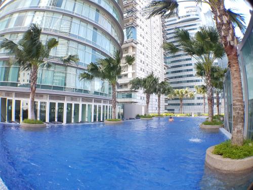 보르텍스 KLCC 바이 럭셔리 스위트 아시아 - 수영장
