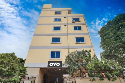 Entree, Hotel O Shri Ganesh Residency near Nehru Zoological Park