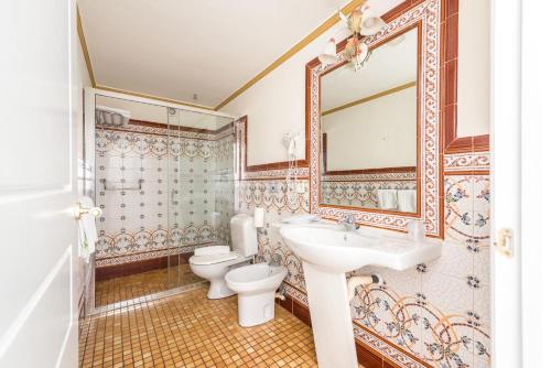 Hotel Noucentista - image 5