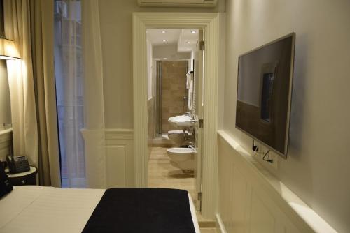 Hotel Tito - image 8