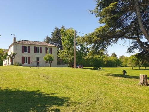 Gîte paisible à la campagne (Gite paisible a la campagne) in Saint-Leon (Lot-et-Garonne)