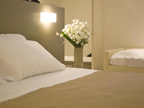 Hotel Cube - image 5