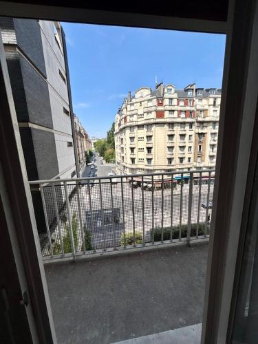 Studio Tour Eiffel Lecourbe Paris - image 2