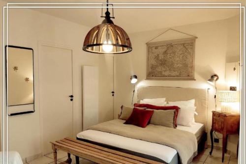 . APPART HOTEL Place des Jolis Rêves