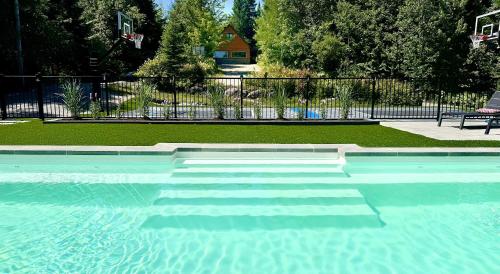 Howard Lodge & Spa in Saint Adolphe D'Howard (QC)
