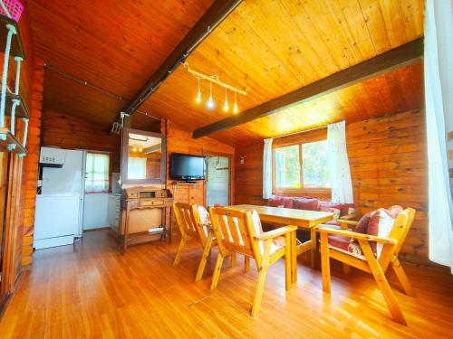 virtuve, CAMPING A GRANDELLA in El Franco