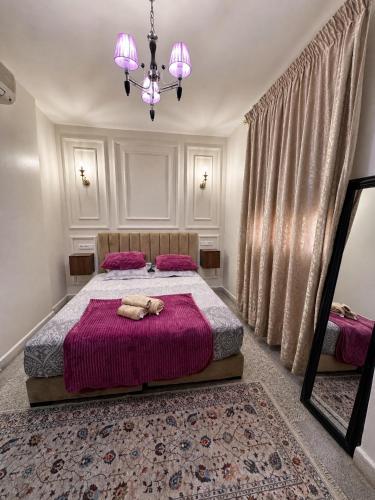 Serene Central Home Near Beach - High Speed WiFi, Free Parking in 엘 마시라