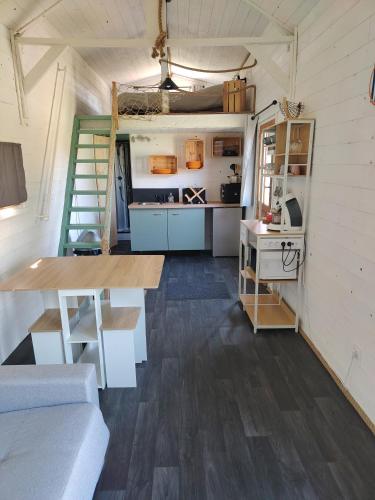 La tiny house in Mezidon-Canon