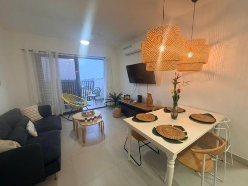 Playa del Sol Beach Apartment in Las Uvas