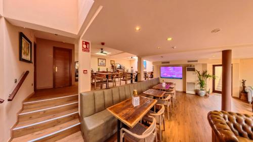 Restaurant, Indiana Boutique Hotel in Llanes